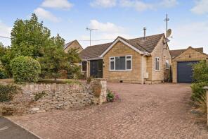Amity, High Street, Fairford GL7 4EJ