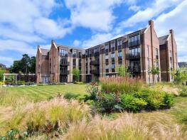 Apartment 11 West Wing, Sherwood Manor, Hobbs Close, West Byfleet KT14 6FF