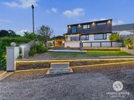 67, Hillcrest Road, Blackburn BB6 8EN