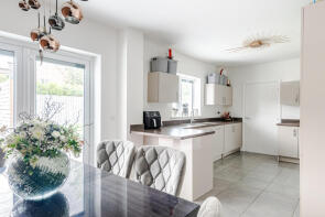 10, Chestnut Drive, Thorpe Willoughby, Selby YO8 9TQ
