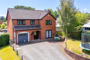 34, Cortay Park, Llanyre, Llandrindod Wells LD1 6DT