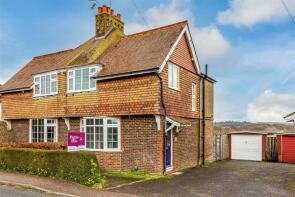 8, Chathill Cottages, Miles Lane, Tandridge RH8 9NR