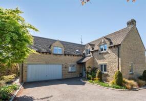 18b Maple House, Shipton Road, Chipping Norton OX7 6AF