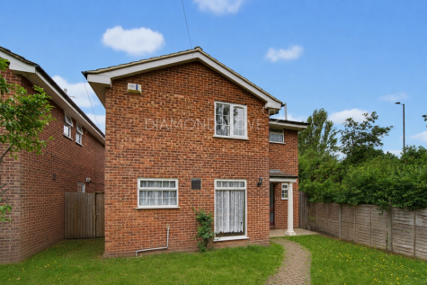 Conway Road, Whitton, TW4