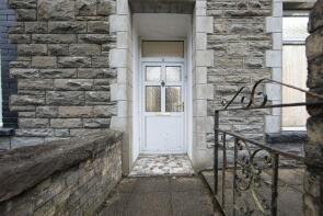 5, Edwardsville, Treharris CF46 5NR