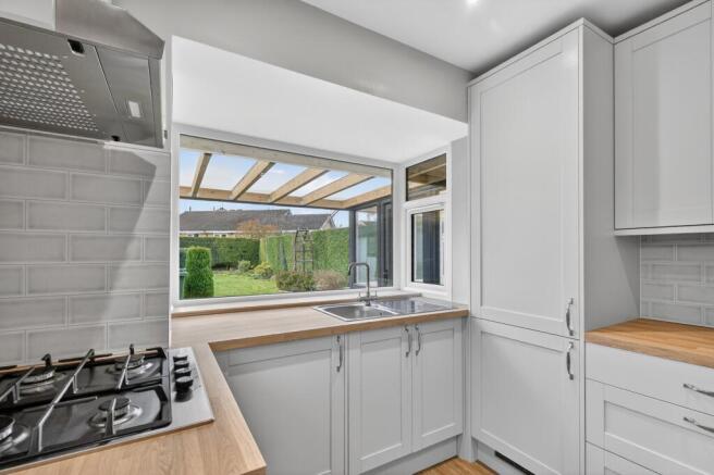 Kitchen (2)
