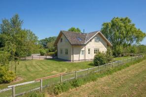 The Strawhouse, C1305 Birchall Lane From A438 To Birchall, Ledbury HR8 2RL