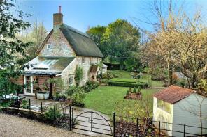 66 The Beeches, High Street, Blandford Forum DT11 8DE