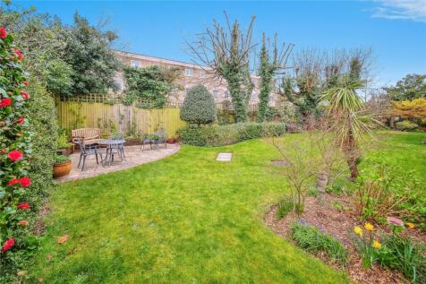 Bentley Court (Camberley), Camberley