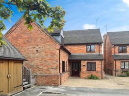 10, Marks Orchard, Buckingham MK18 3QS