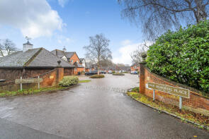 26, War Memorial Place, Henley-on-thames RG9 1EP