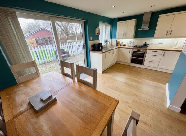 Kitchen / Diner