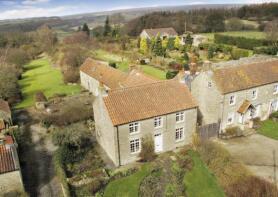 Hardey House, High Street, Cropton, Pickering YO18 8HL