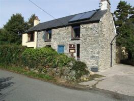 Pwll Cae Llechi, Ffordd Bwlch Y Ddwyfan, Llanbedr Y Cennin, Conwy LL32 8YZ