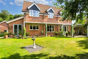 4, Glebe Close, Norwich NR16 1DP