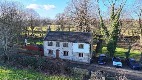 Till Carr Cottage, Till Carr Lane, Lightcliffe, HX3 8UB