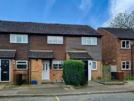 28, Gowar Field, Potters Bar EN6 3NT
