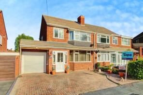 42, June Crescent, Bolehall, Tamworth B77 3BH