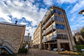 Apartment 174, 3 1535 The Melting Point, Commercial Street, Huddersfield HD1 3DN
