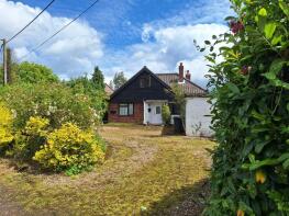 Orchard End, Church Meadow Lane, Bergh Apton NR15 1BH