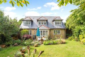 1, Raincliffe Close, Banbury OX17 3SB