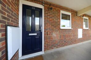 10, Clarkfield, Rickmansworth WD3 8FH
