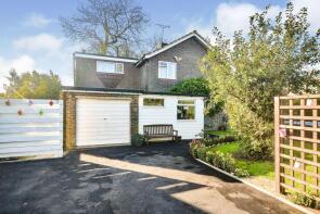 2, Yew Tree Close, Ashford TN25 6DJ