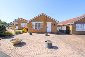 26, Elmdale Drive, Edenthorpe, Doncaster DN3 2LE