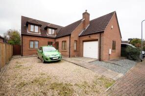 8, Manor Cliff, Normanby-by-spital, Market Rasen LN8 2HA