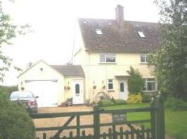 4, Hill View, Halse Road, Brackley NN13 6DY