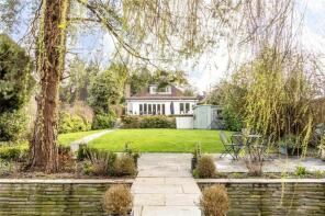 Willow Cottage, London Road, Bourne End, Hemel Hempstead HP1 2RJ