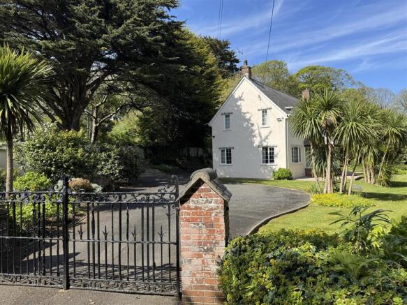 Gated Driveway