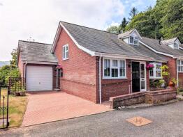 1, St Laurence Close, Church Street, Church Stretton SY6 6DQ