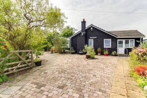 9 Abbeyfield, Fell View, Workington CA14 4SY