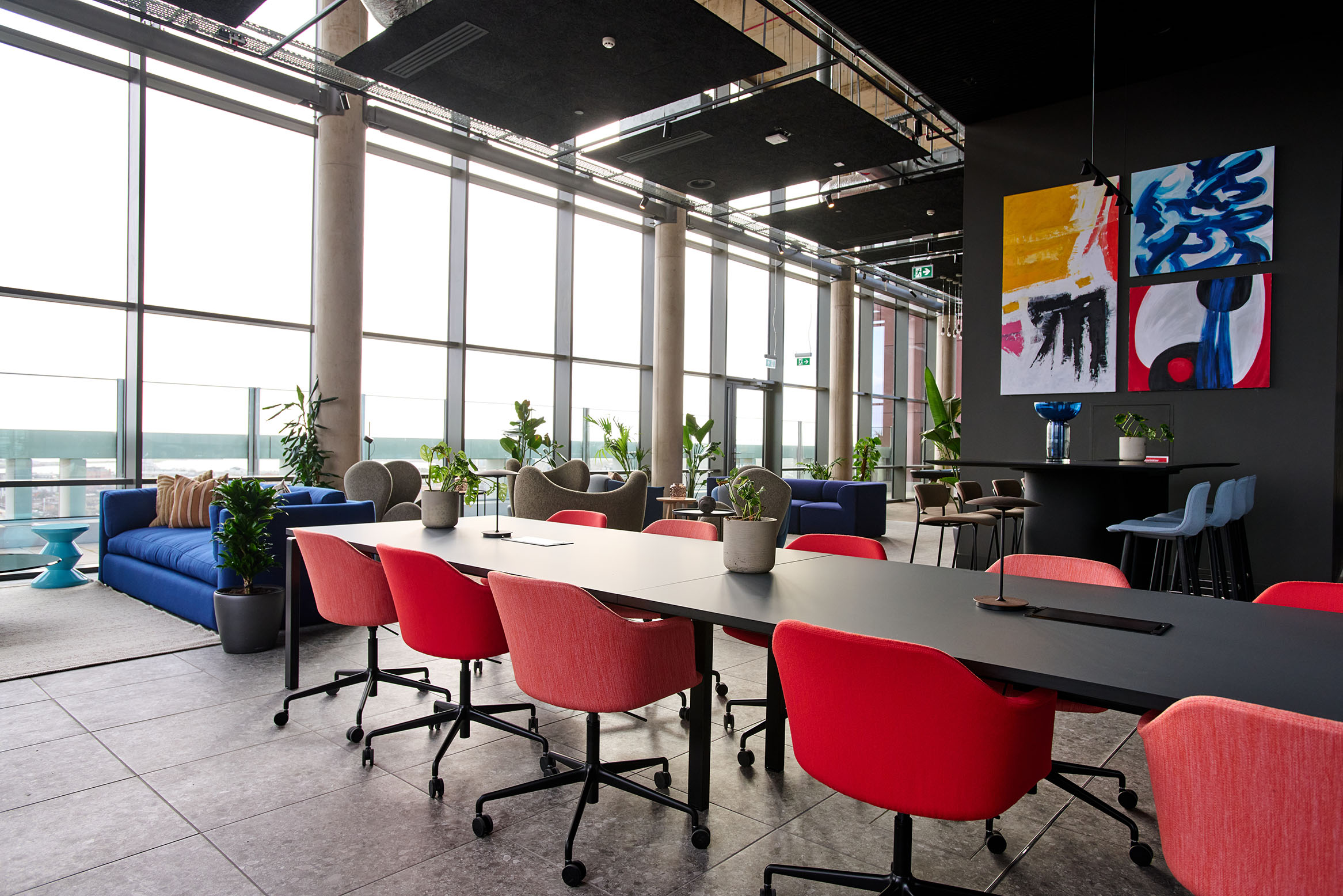 Co-working spaces 