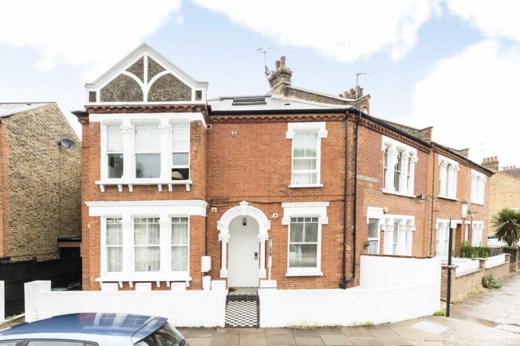 Main image of property: Ravenslea Road, Balham