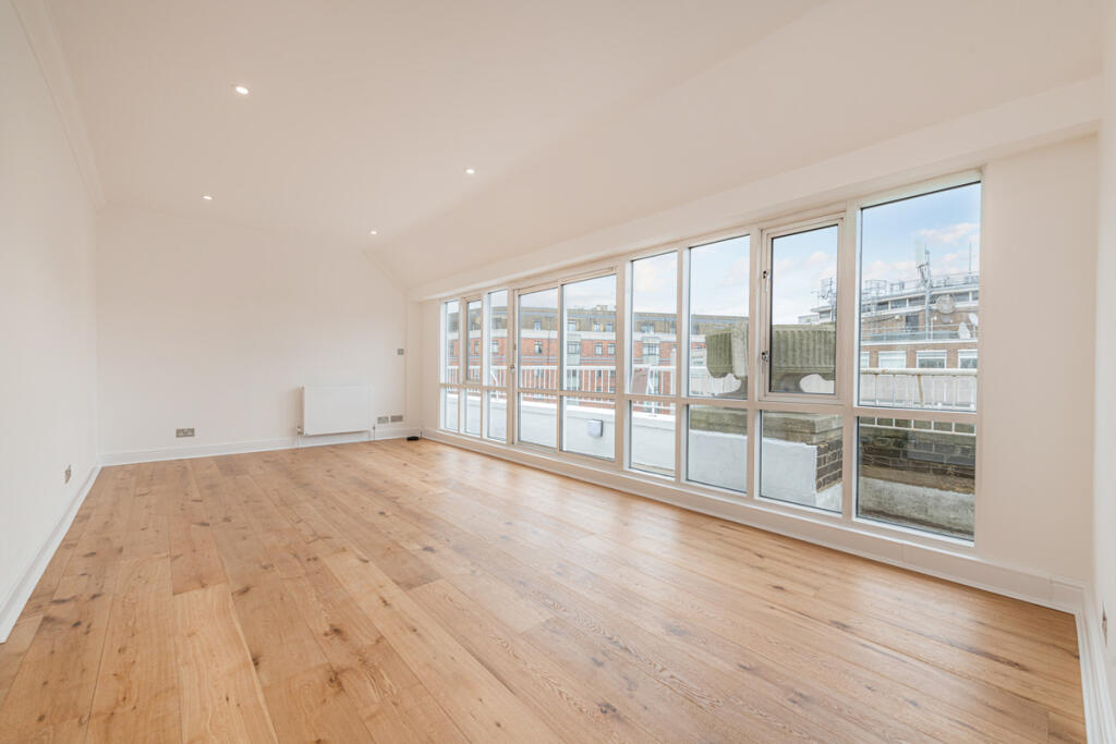 Main image of property: Grosvenor Court Mansions, Edgware Road, Hyde Park, London, W2