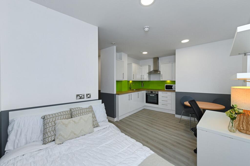 Main image of property: 2 Low Pavement, Nottingham, NG1