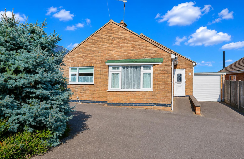 Main image of property: De La Bere Crescent, Burbage