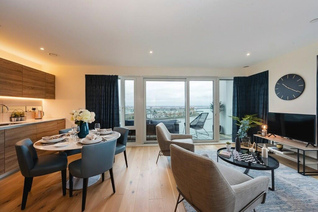 Main image of property: Deveraux House, Duke Of Wellington Avenue, Woolwich, London, SE18