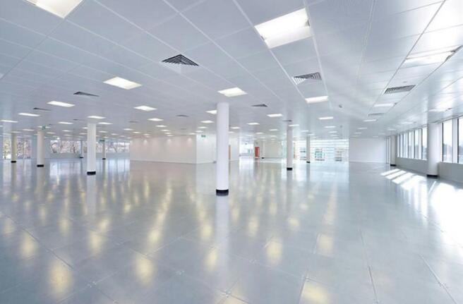 5 Pinetrees Floor .jpg