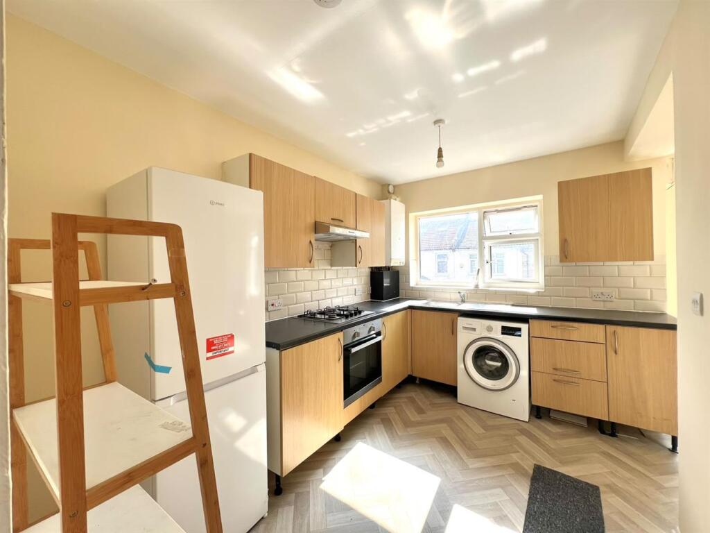 Main image of property: 3 Bedroom Split Level Flat To Let, Coleridge Road, Walthamstow, E17 - £2,100 PCM