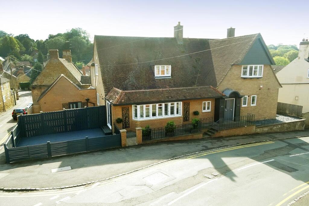 Main image of property: High Street, Cottingham, Market Harborough