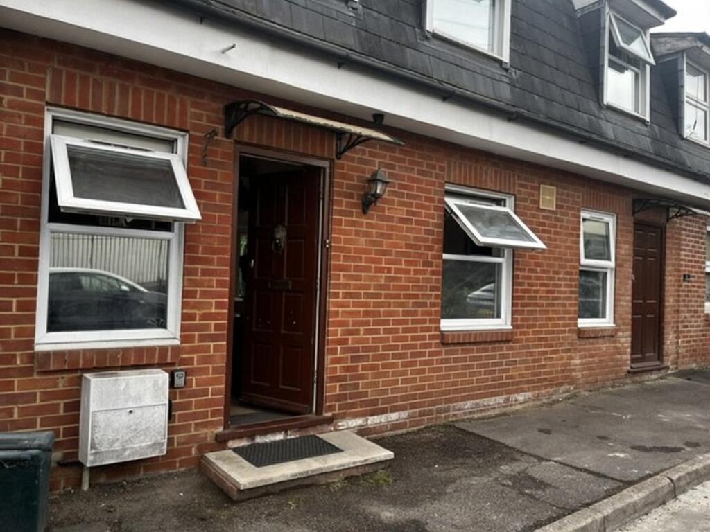 Main image of property: 2, Ireland Place, London, N22 8YY