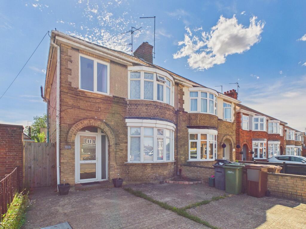 Main image of property: Lincoln Road, Peterborough, PE4 6AL