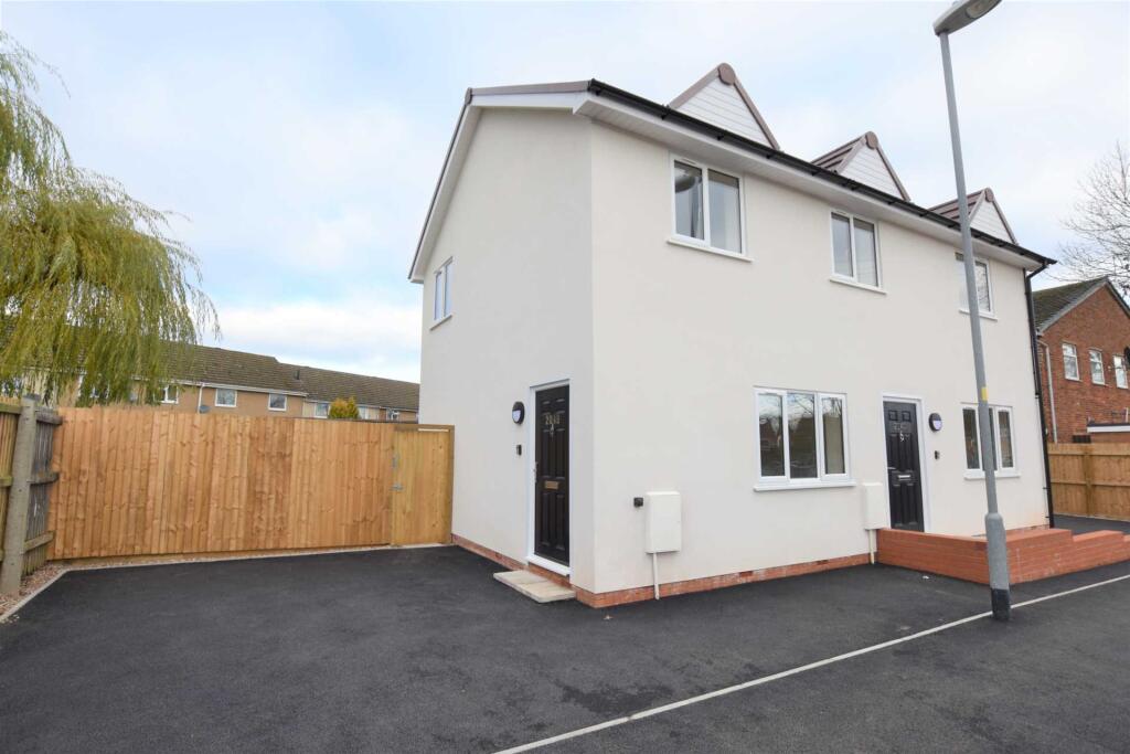 Main image of property: Elgar Avenue, Malvern