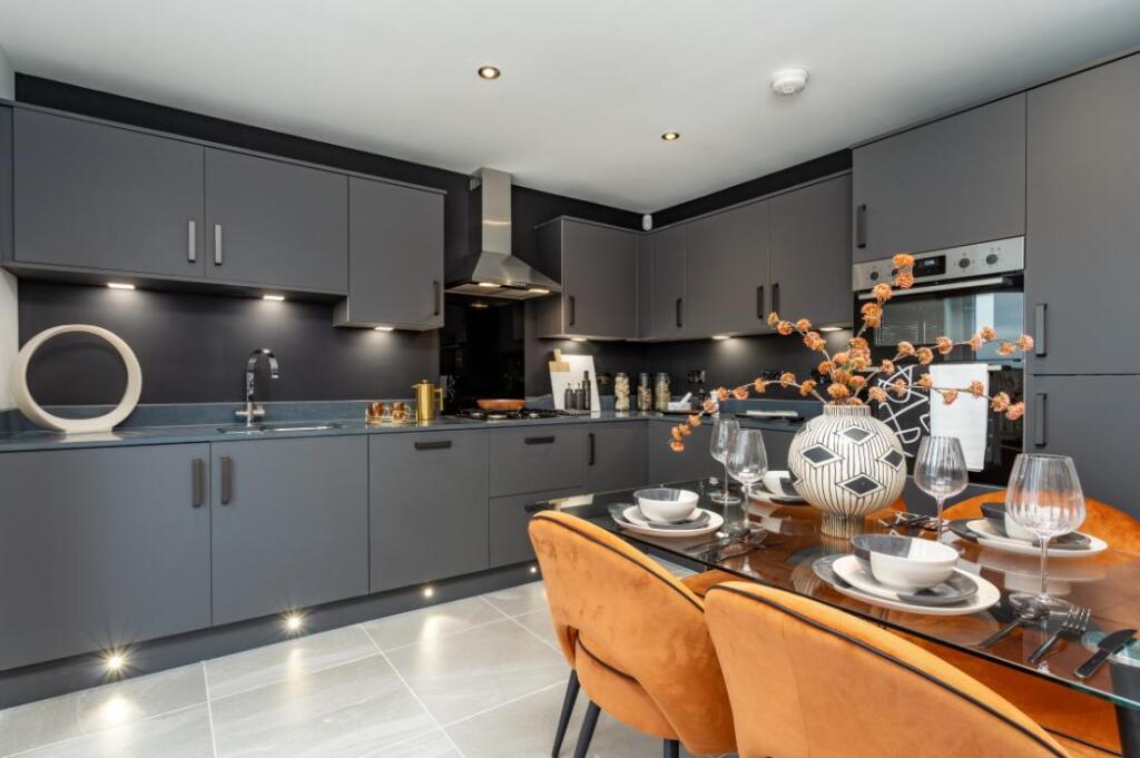 Main image of property: Kilmarnock,
KA1 2LA 