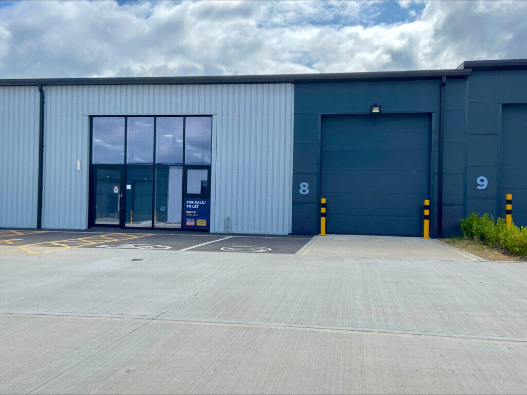 Main image of property: Unit 8 Advance Point, Rossendale Road, Burnley, BB11 5FQ