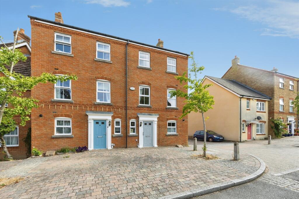 Main image of property: Poppy Mead, Kingsnorth, Ashford