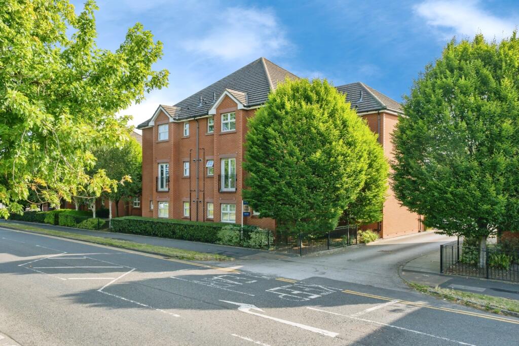 Main image of property: Kingsway South, Warrington, Cheshire, WA4